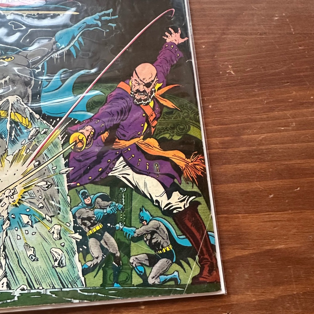 Batman Detective Comics #462 Aug 1976 DC Comics Kill Batman in Triplicate VG+Raw - Picture 4 of 6